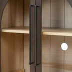 Credenza a 4 ante in stile retrò con vetro ad arco e ripiani regolabili