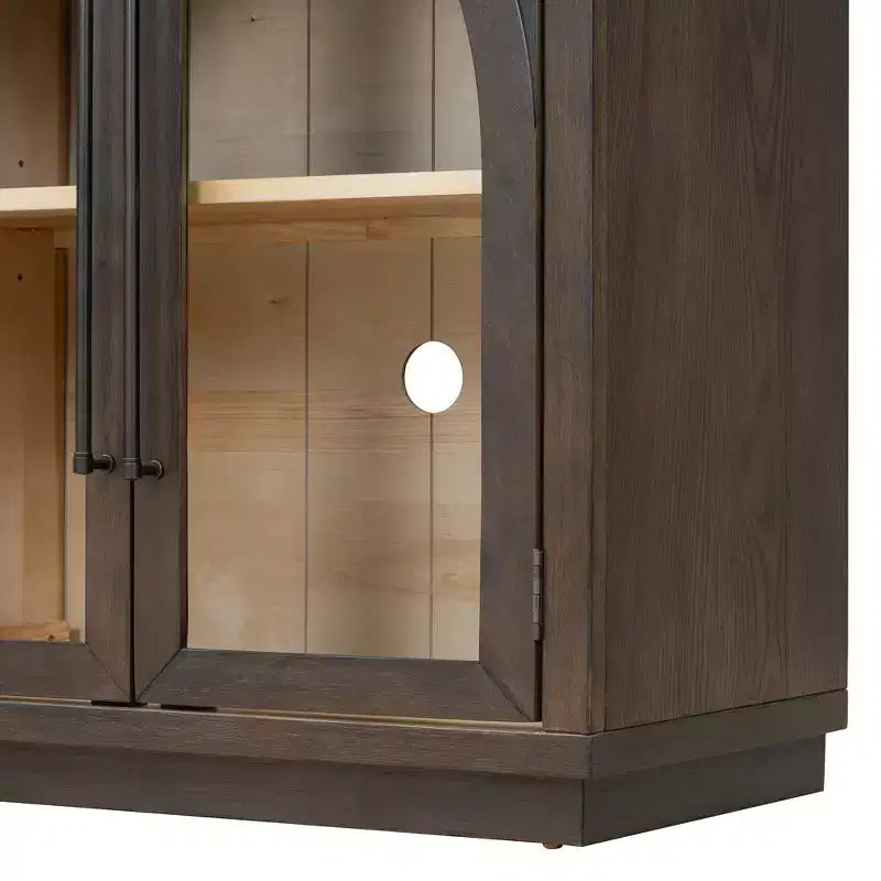 Credenza a 4 ante in stile retrò con vetro ad arco e ripiani regolabili