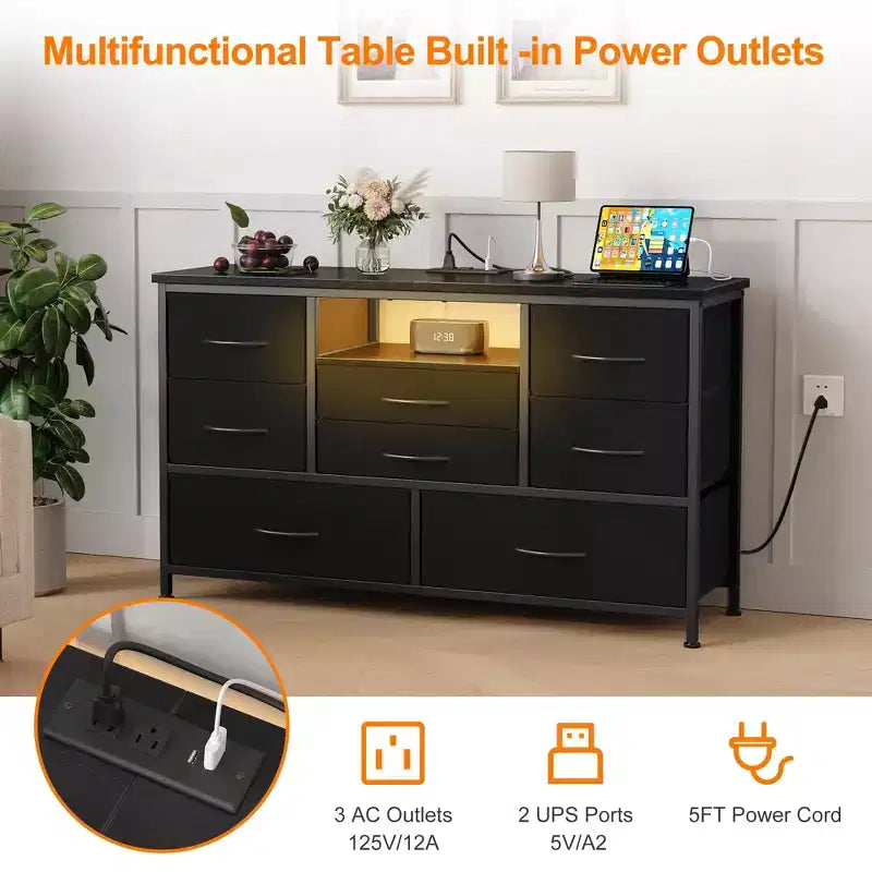Mobile TV con prese di corrente e luci a LED per TV da 55'', centro di intrattenimento a 8 cassetti, cassettiera in tessuto con piano in legno, nero
