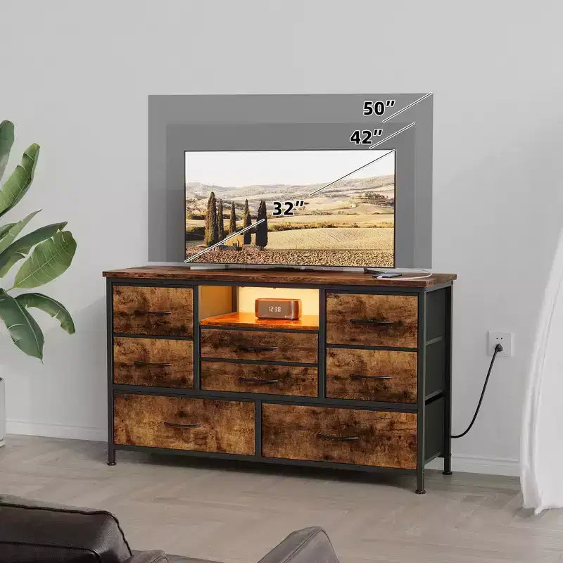 Mobile TV con prese di corrente e luci a LED per TV da 55'', centro di intrattenimento a 8 cassetti, cassettiera in tessuto con piano in legno, nero