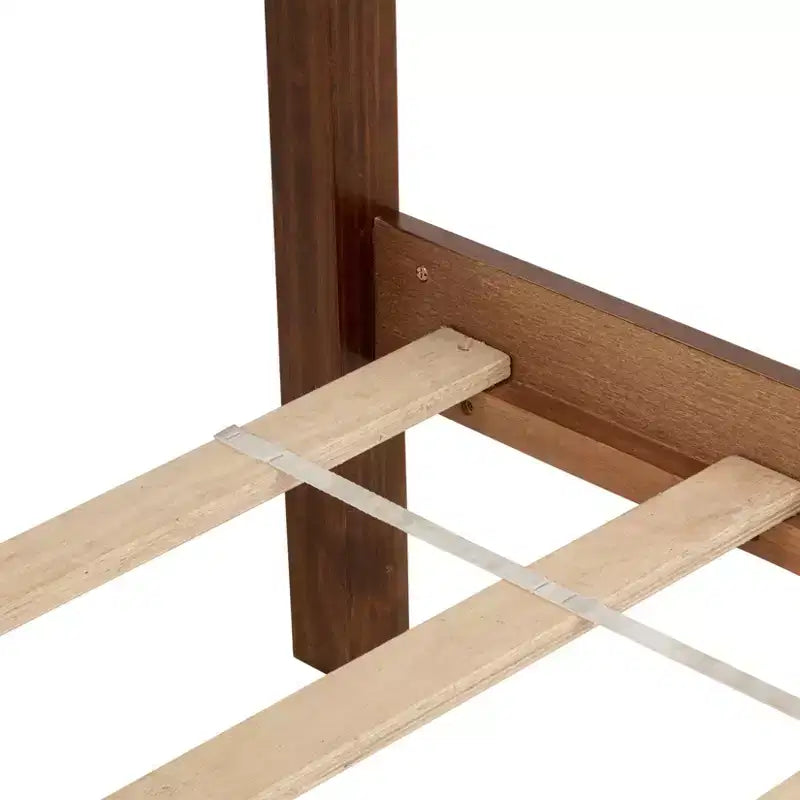 Letto matrimoniale Queen in legno di pino con pediera a pannello, piedini di supporto per sponde laterali, marrone