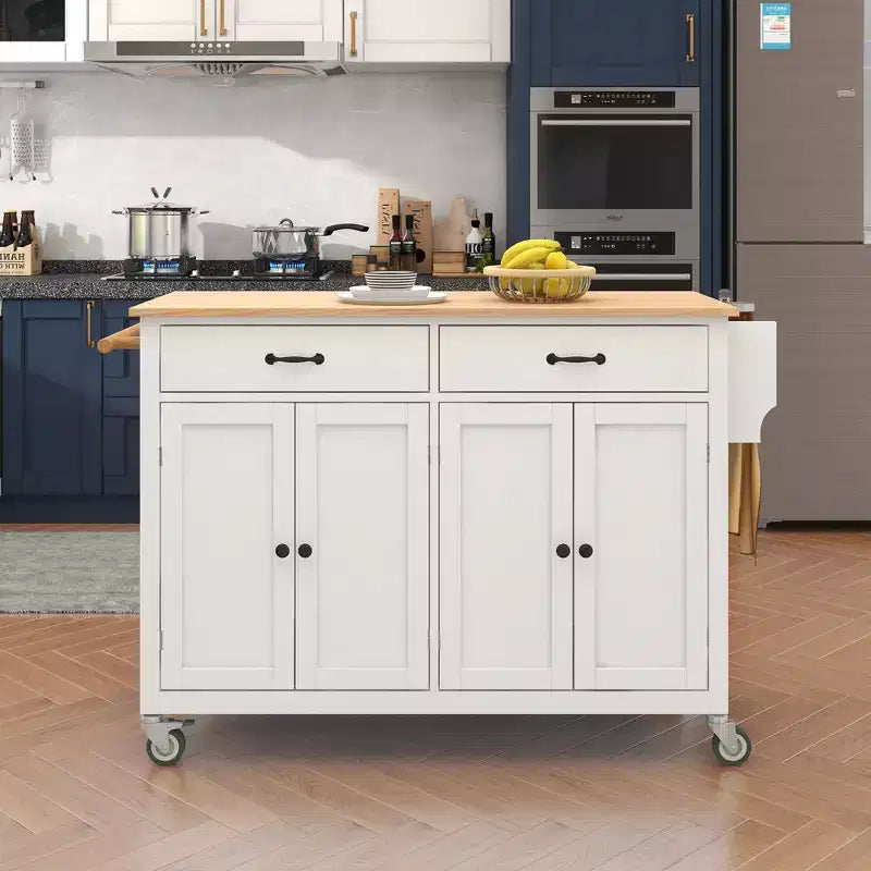 Carrello da Cucina con Isola, Piano in Legno Massello e Ruote Bloccabili, Larghezza 137.9 cm, Mobile a 4 Ante, Due Cassetti, Porta Spezie e Porta Asciugamani (Bianco)