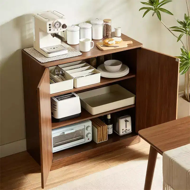 Mobile credenza da soggiorno moderno con scanalature e design ondulato, 2/4 ante, credenza decorativa da dispensa