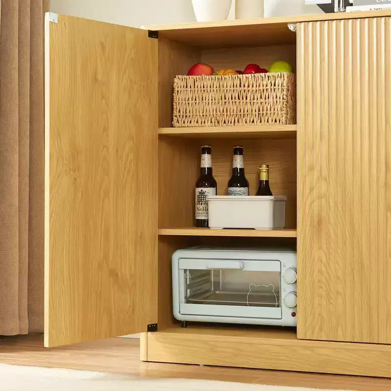 Mobile credenza da soggiorno moderno con scanalature e design ondulato, 2/4 ante, credenza decorativa da dispensa