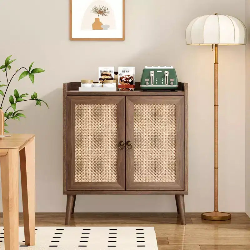 Mobile credenza per buffet, credenza da cucina con ante in rattan e striscia deflettore sul piano