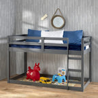 Versatile letto a soppalco singolo in legno con doghe integrate e sponda di protezione